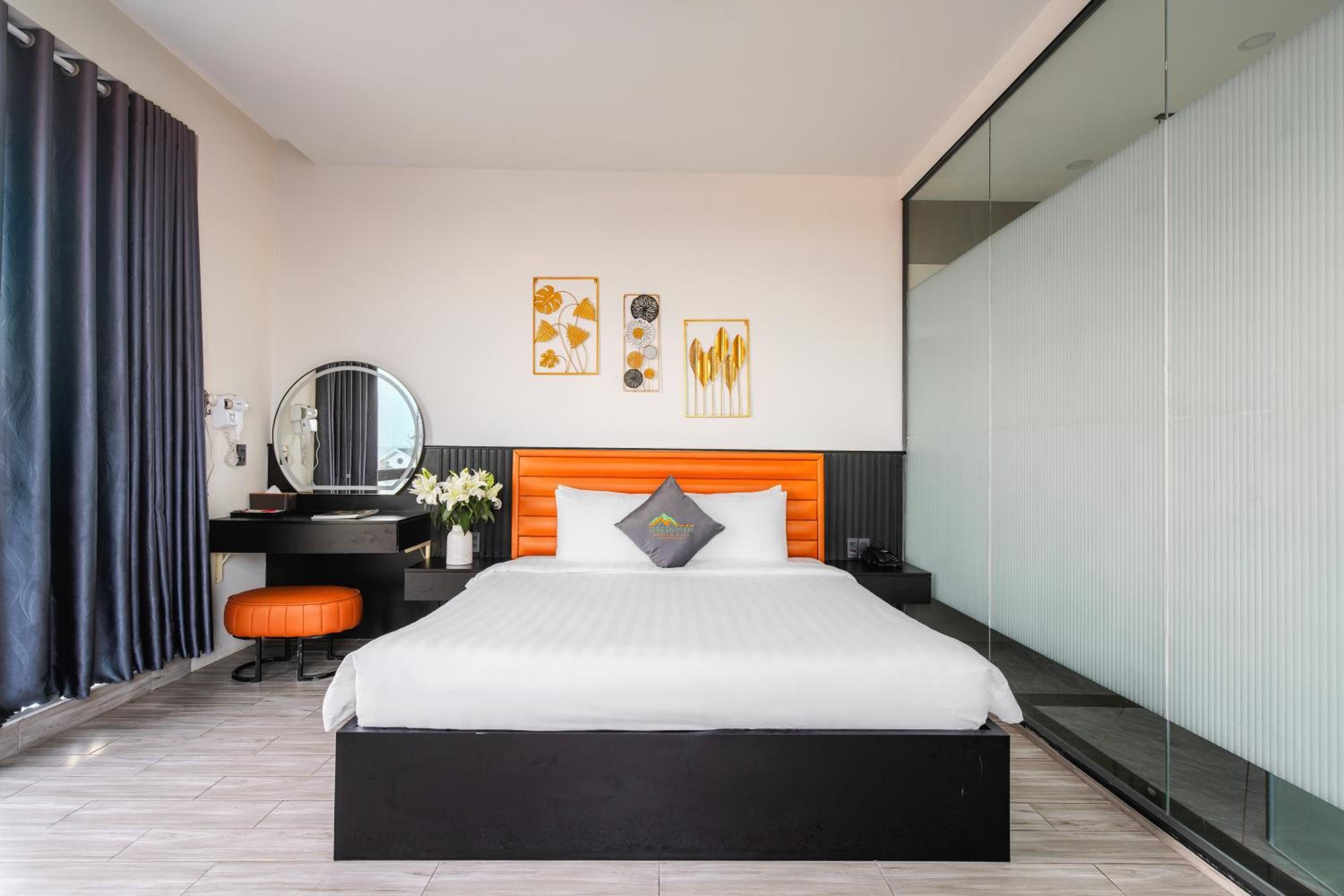 Greenview City Hotel