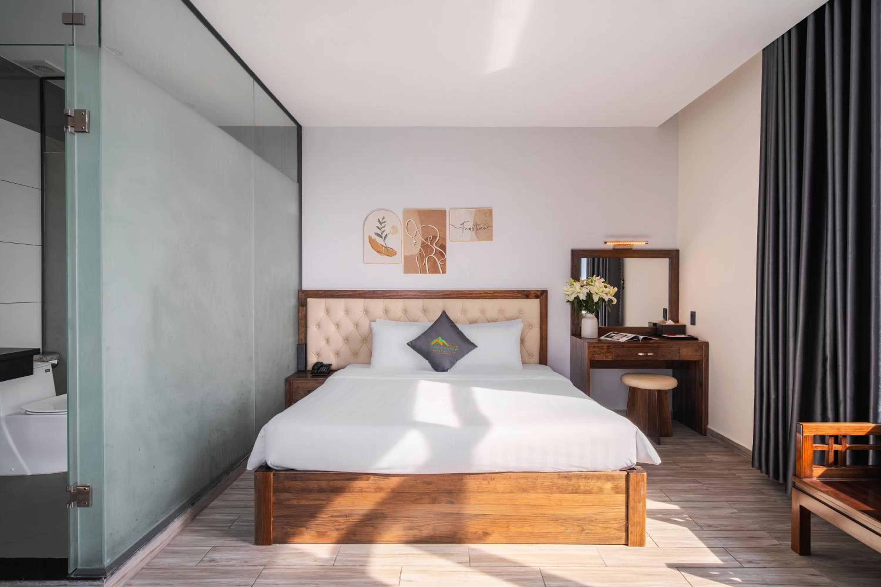 Greenview City Hotel