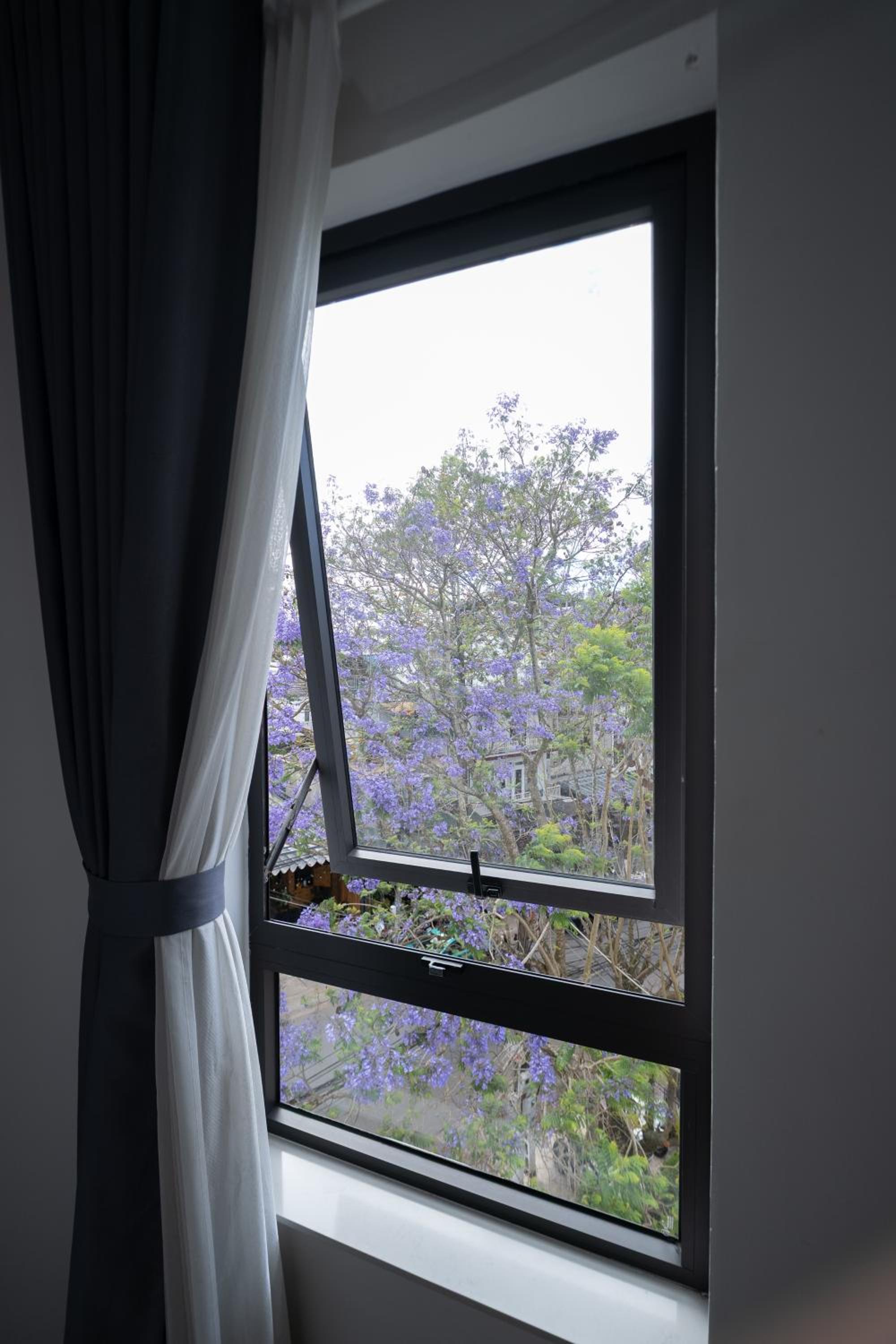 N Queen Apartment Hotel