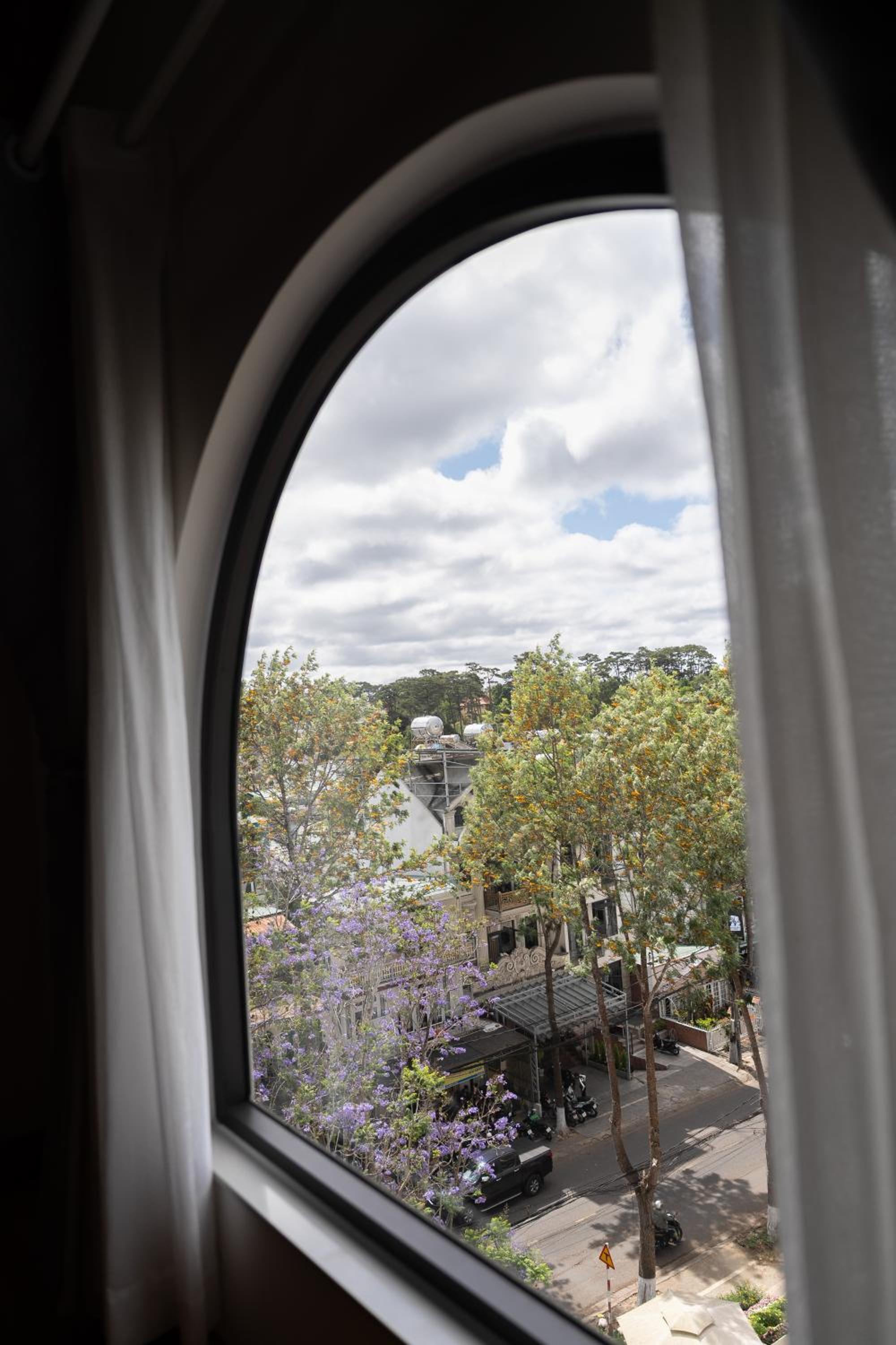 N Queen Apartment Hotel