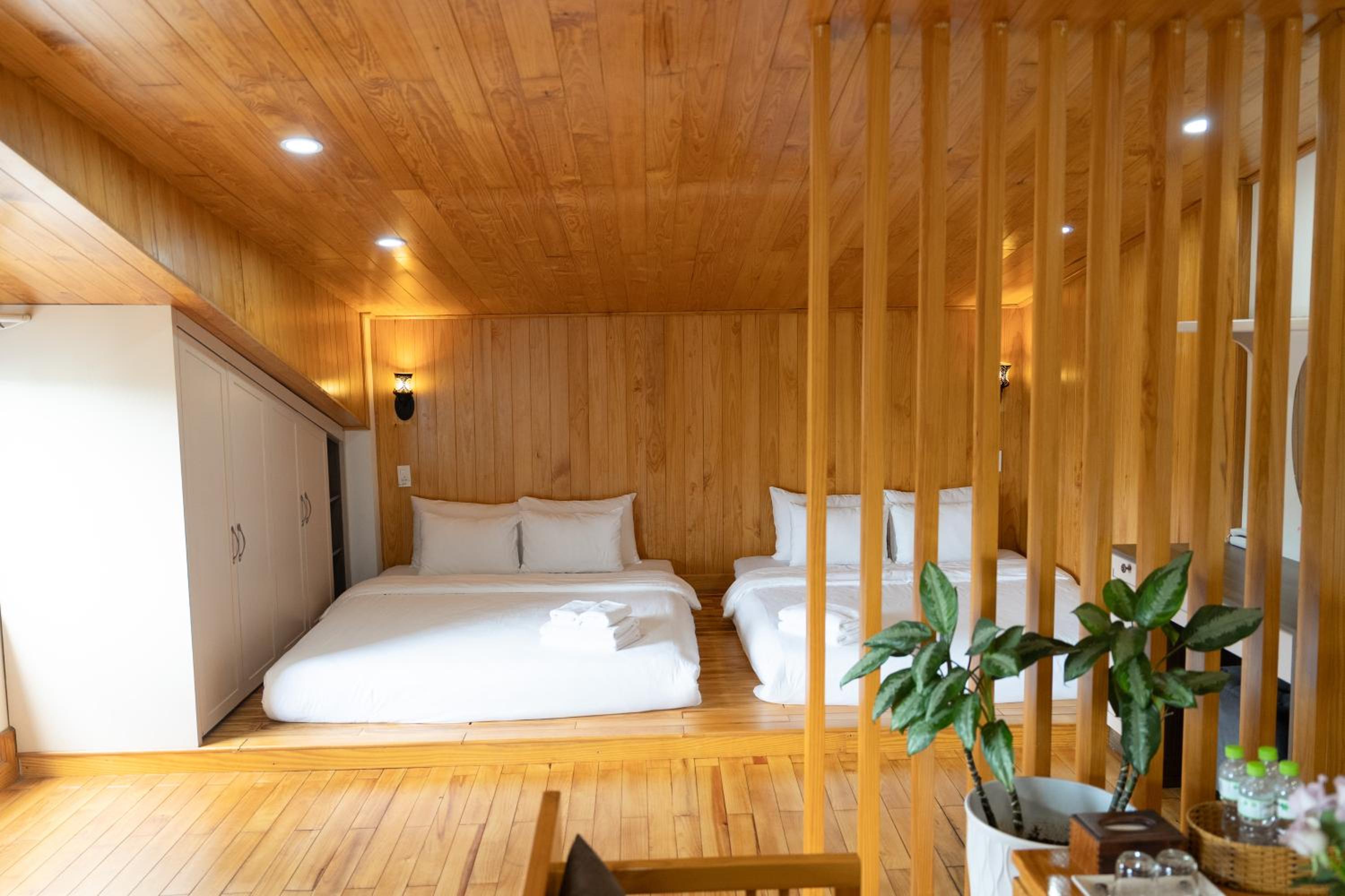 N Queen Apartment Hotel