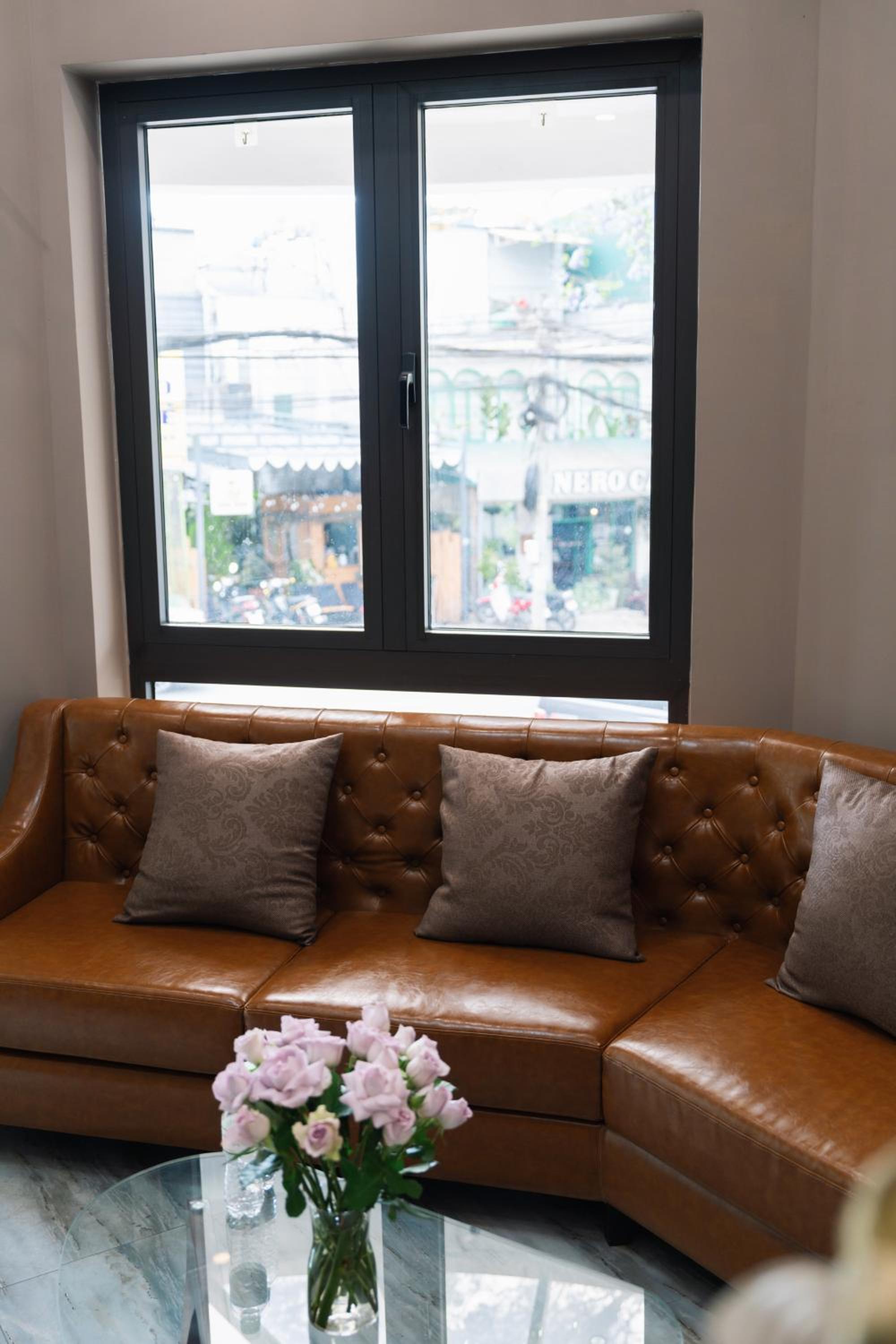 N Queen Apartment Hotel