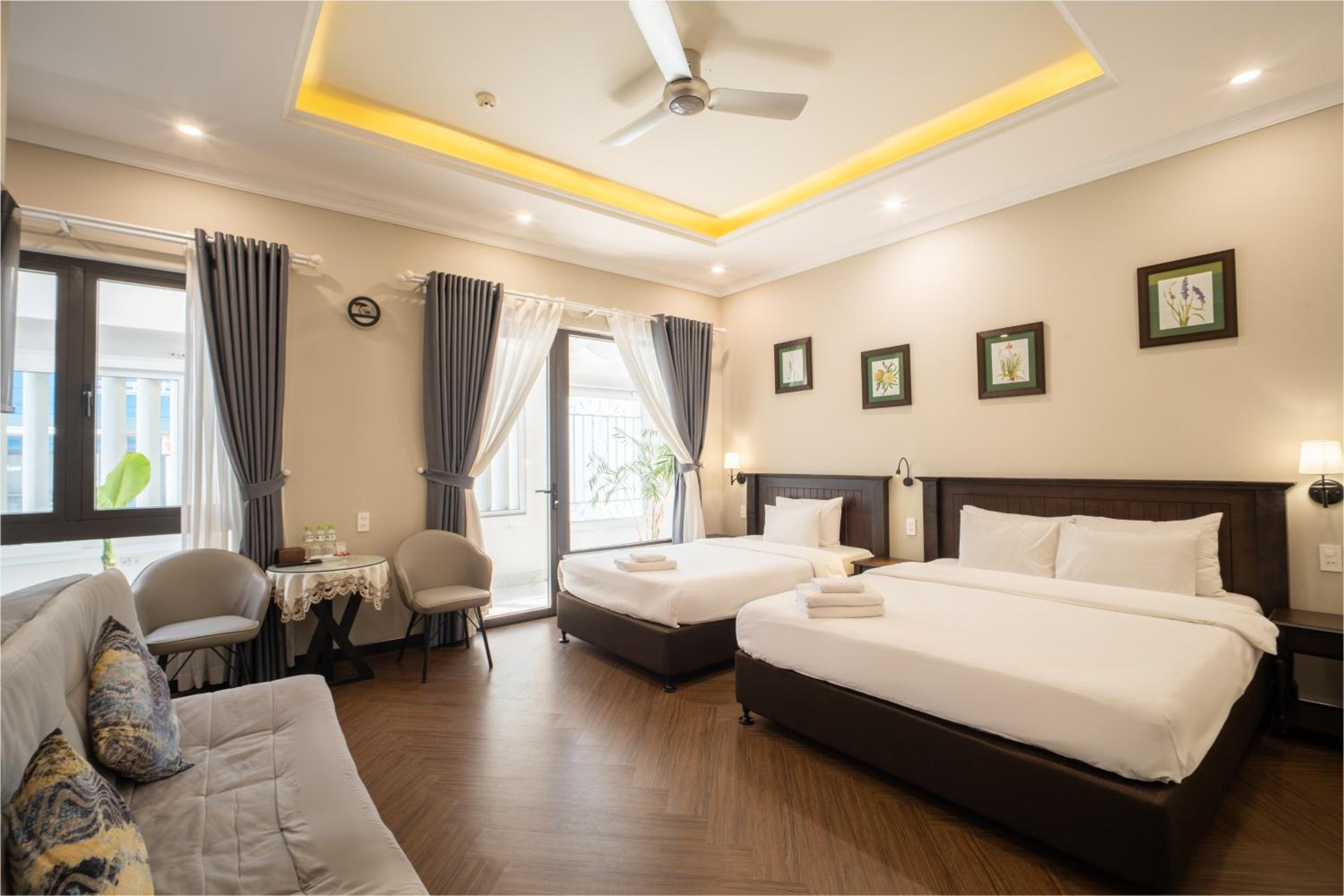 N Queen Apartment Hotel
