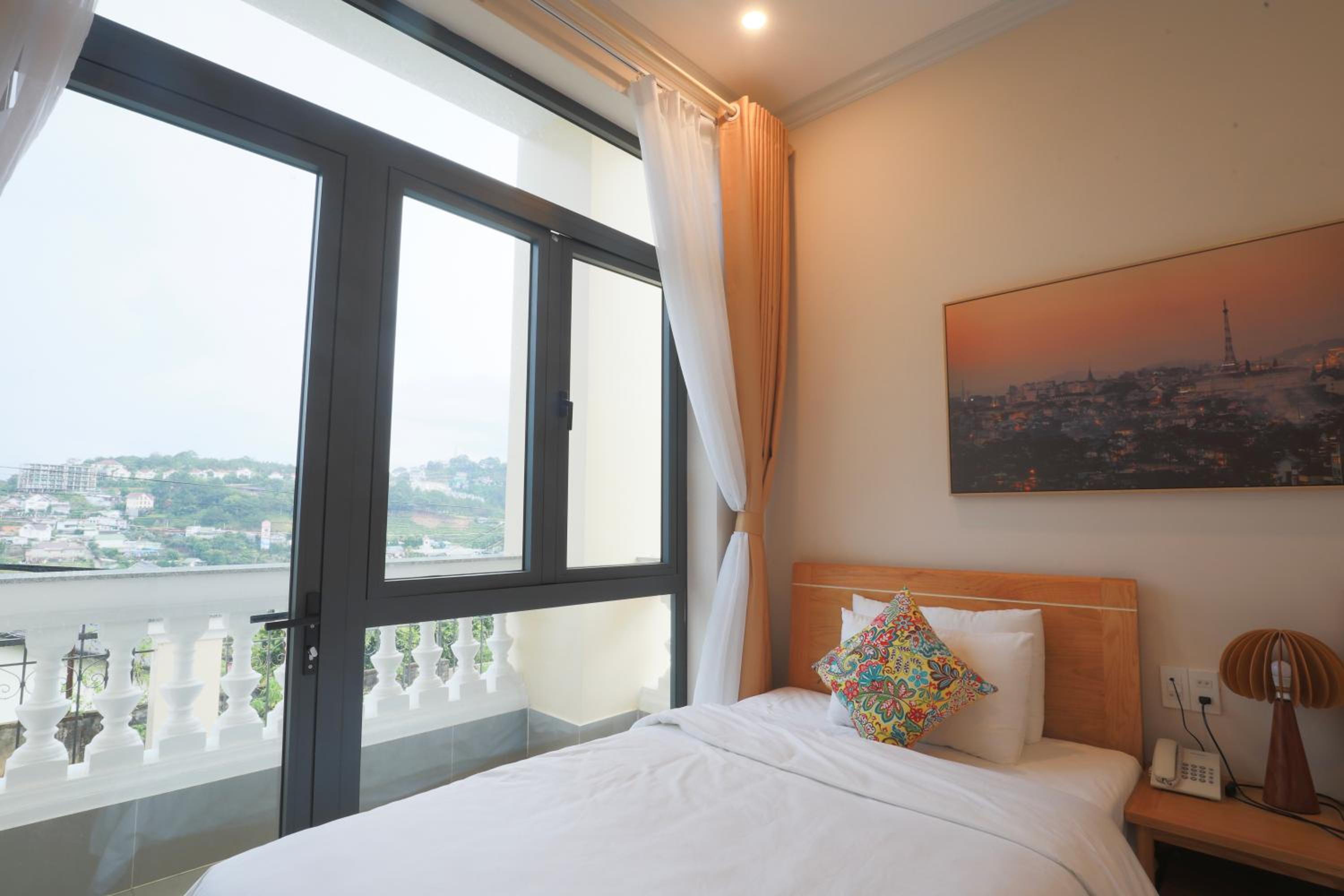 Cerasoi Boutique Dalat Hotel