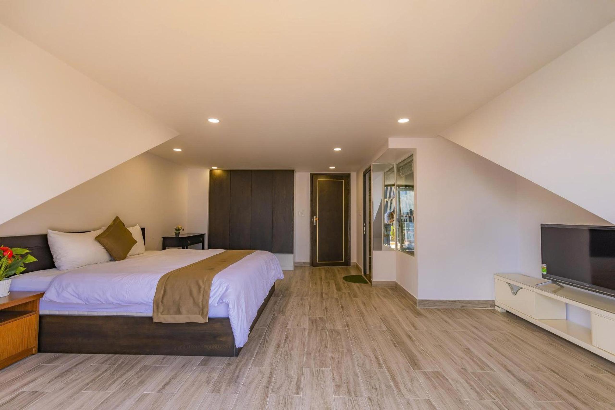 Khanh Uyen 1 Hotel