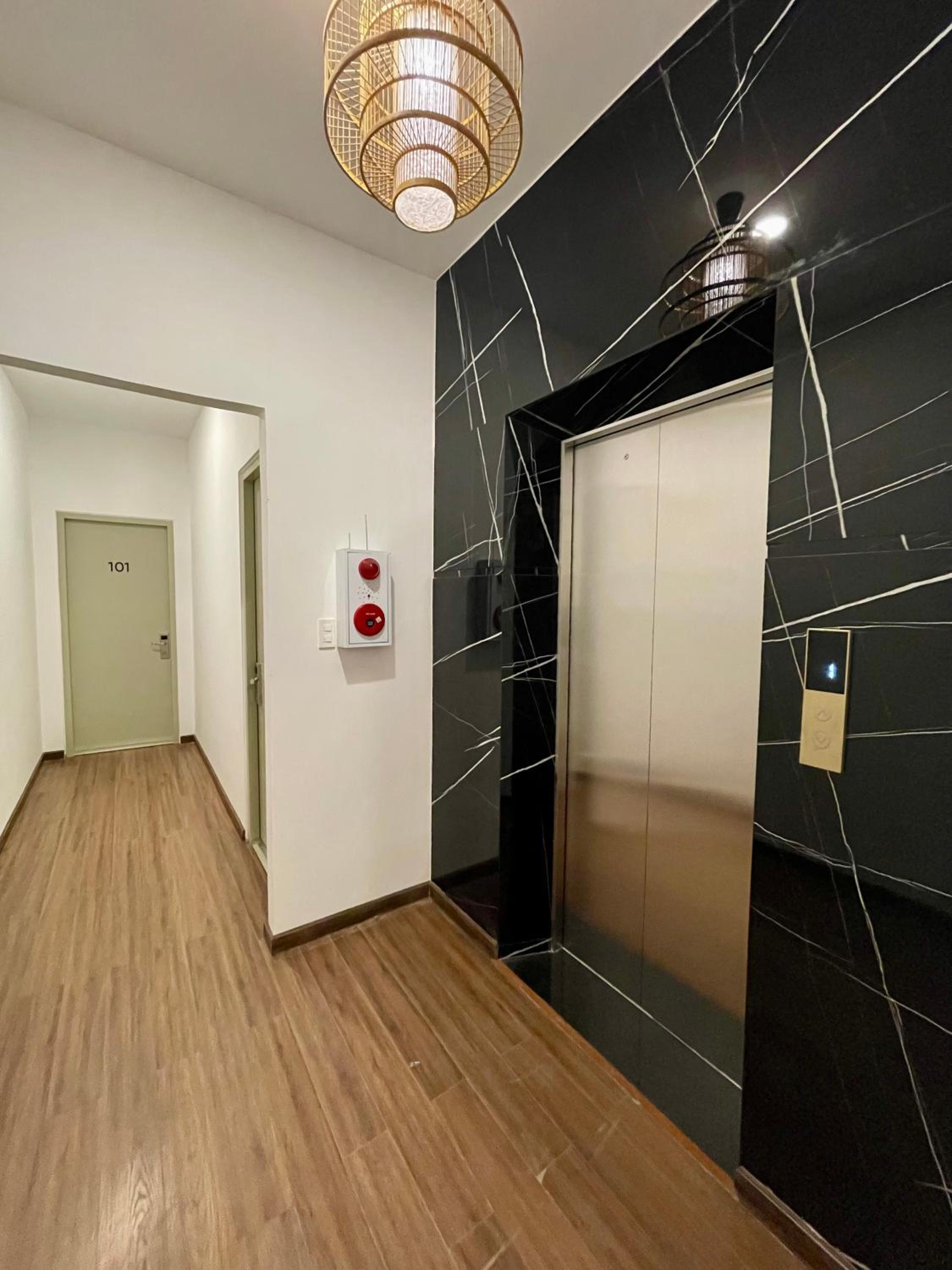 Seven A Hotel