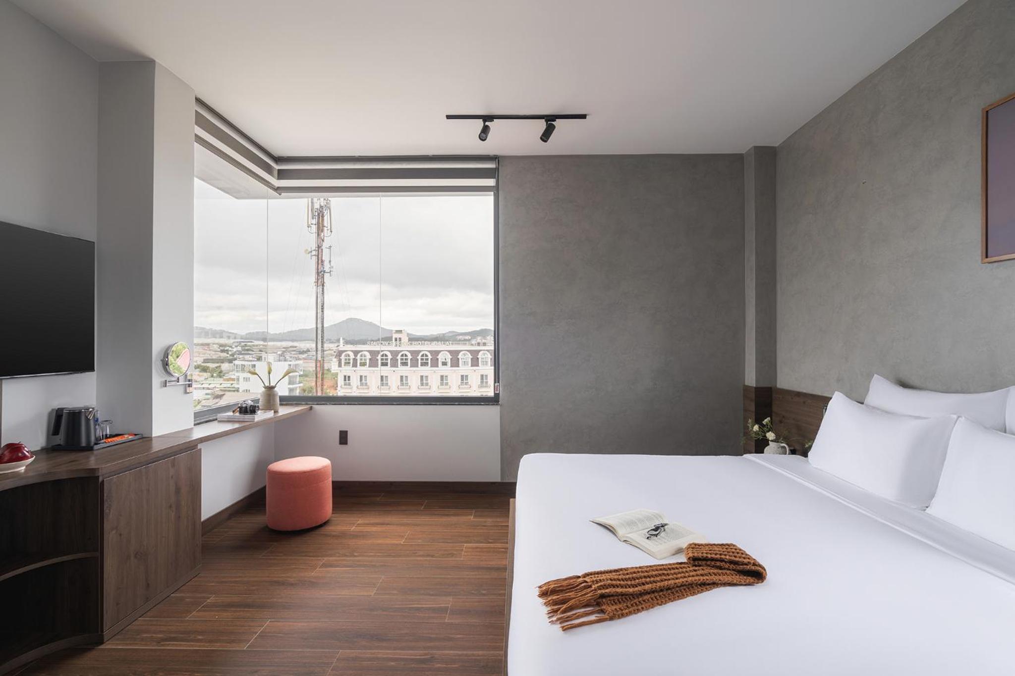 Scenery Hotel DaLat