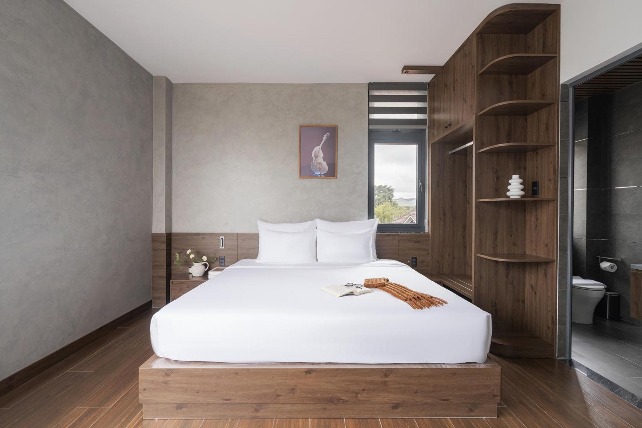 Scenery Hotel DaLat