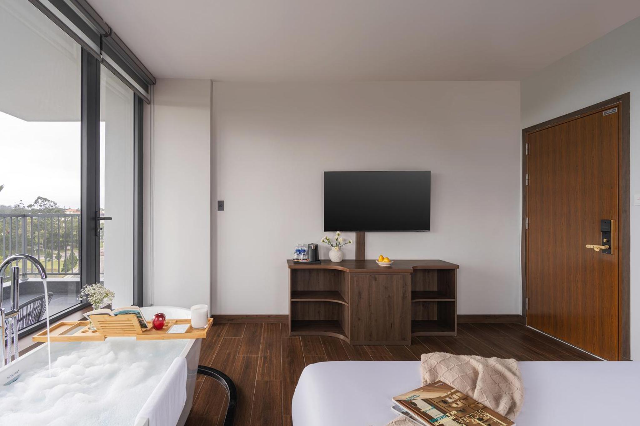 Scenery Hotel DaLat