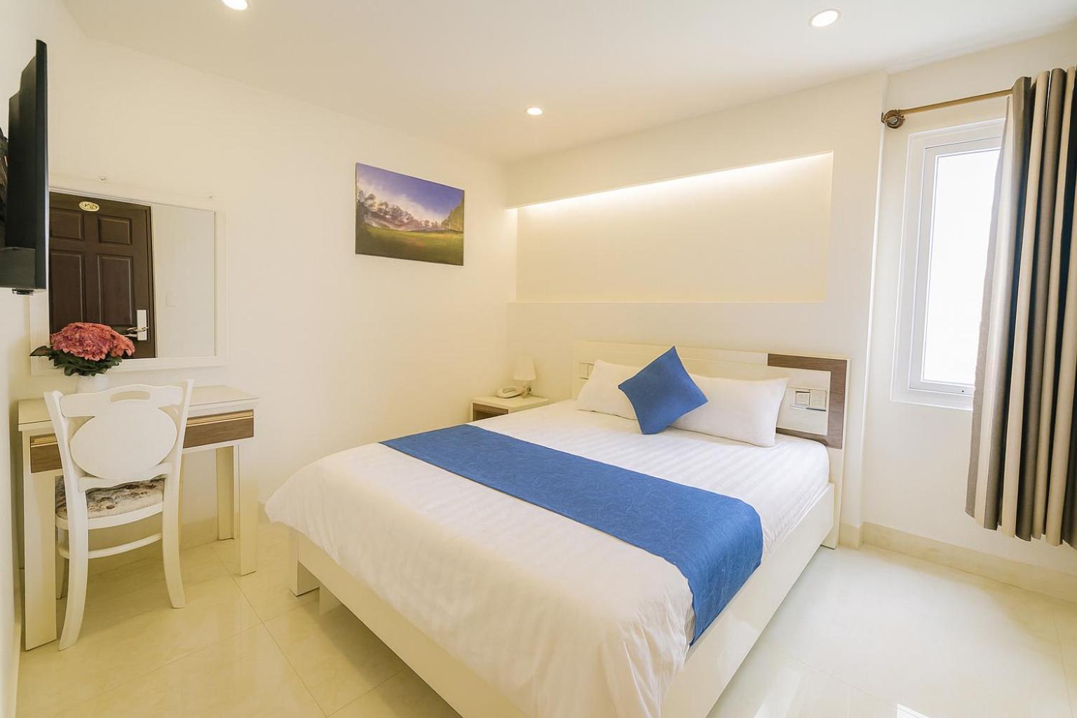 Thanh Downtown Hotel - Bước Chân Là Đến Chợ Đêm