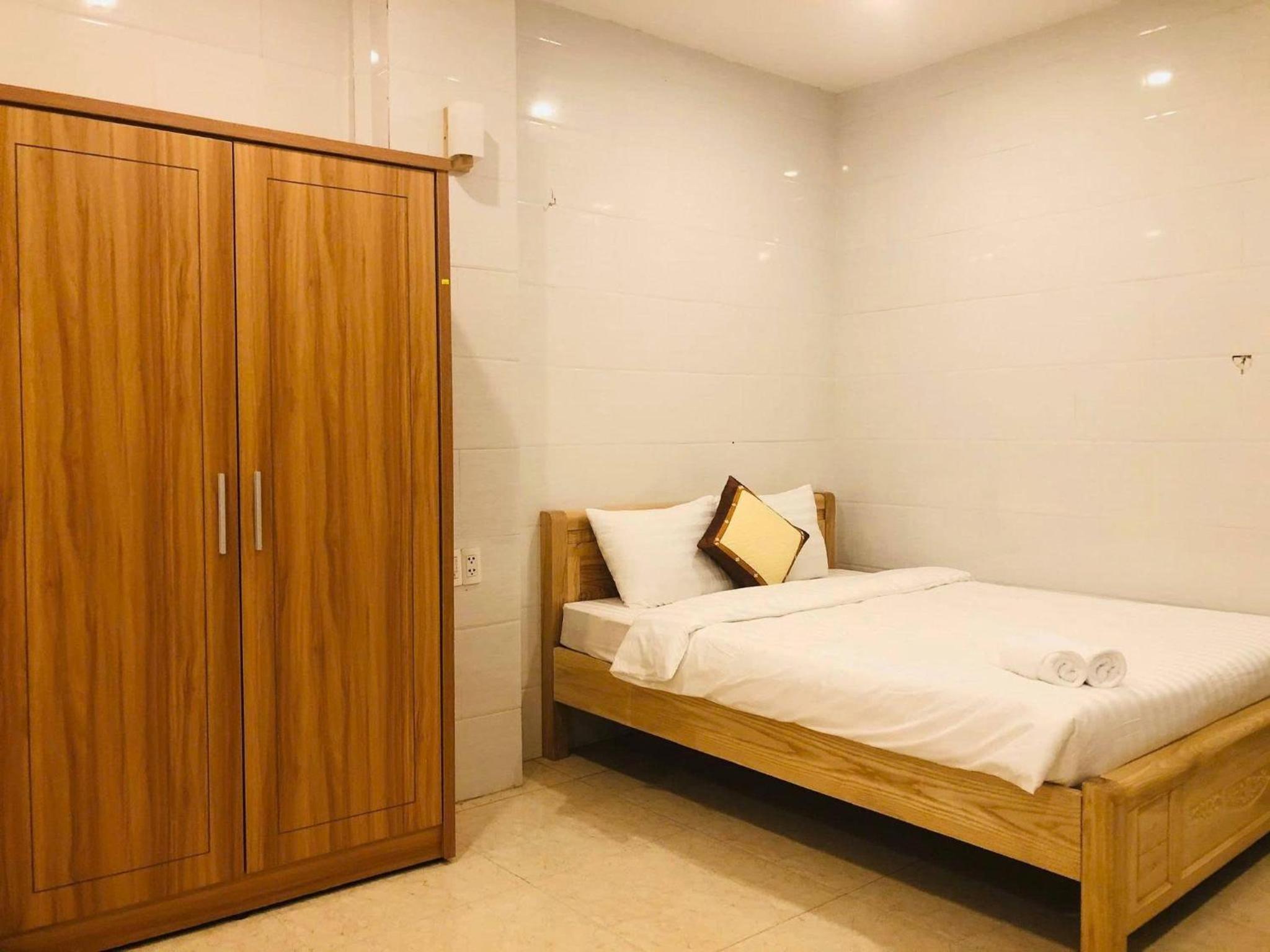 Thanh Downtown Hotel - Bước Chân Là Đến Chợ Đêm