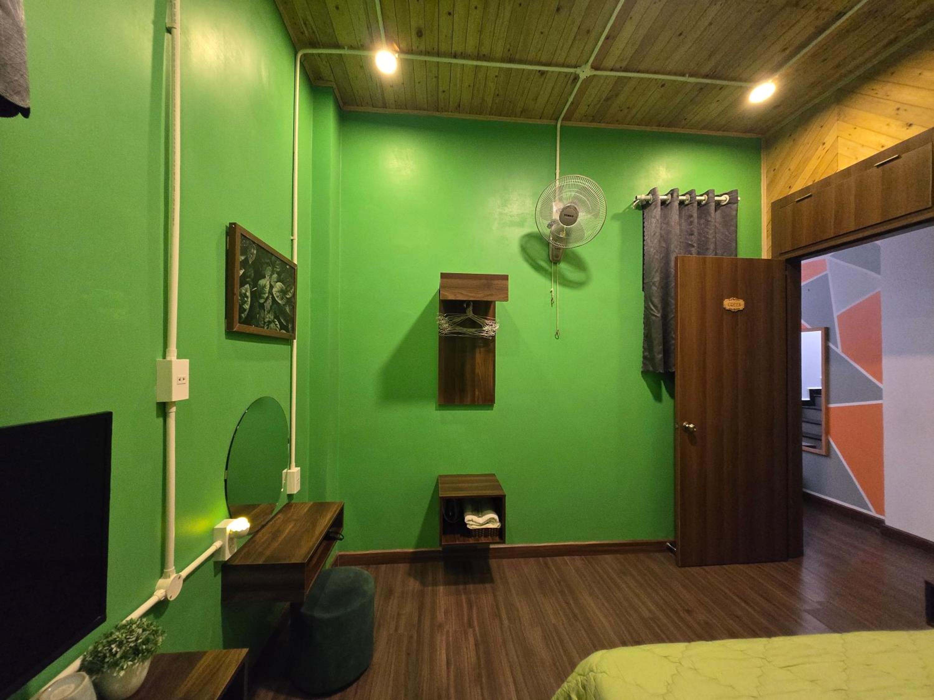 Lightning House 2