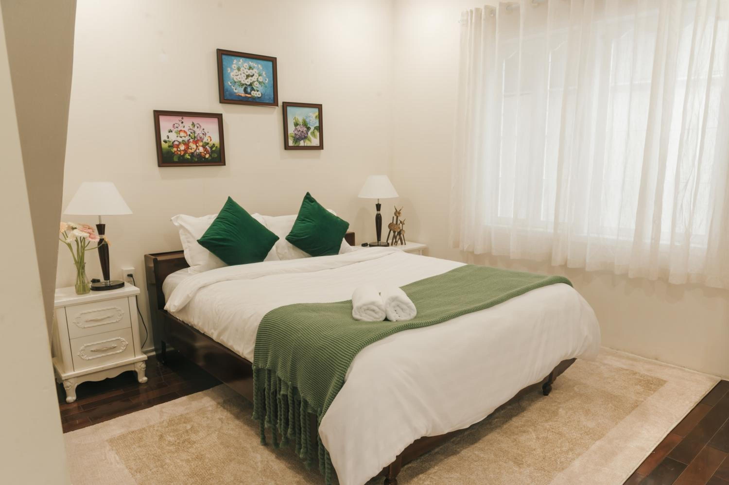 Ngàn Phố Studio & Love Hotel