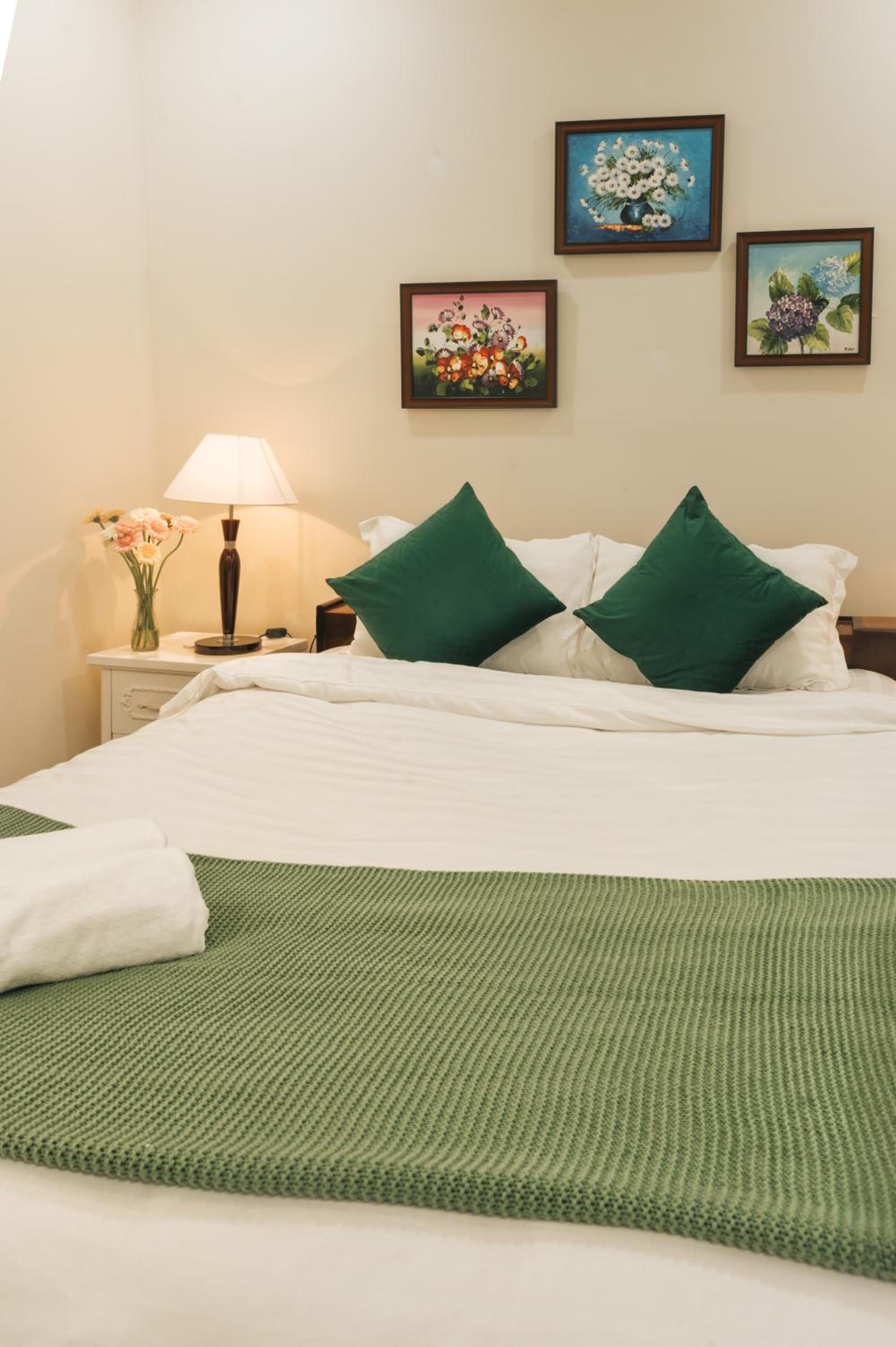 Ngàn Phố Studio & Love Hotel