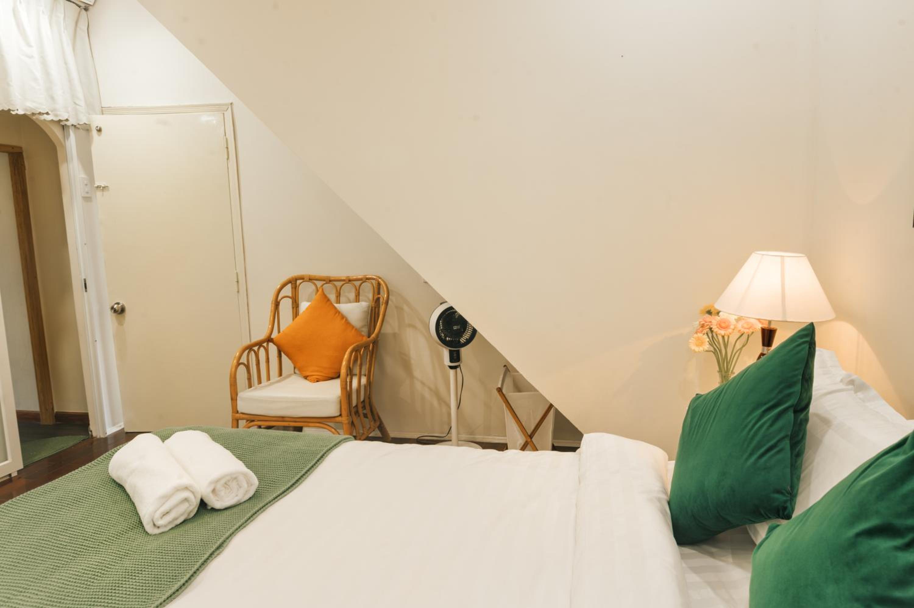 Ngàn Phố Studio & Love Hotel