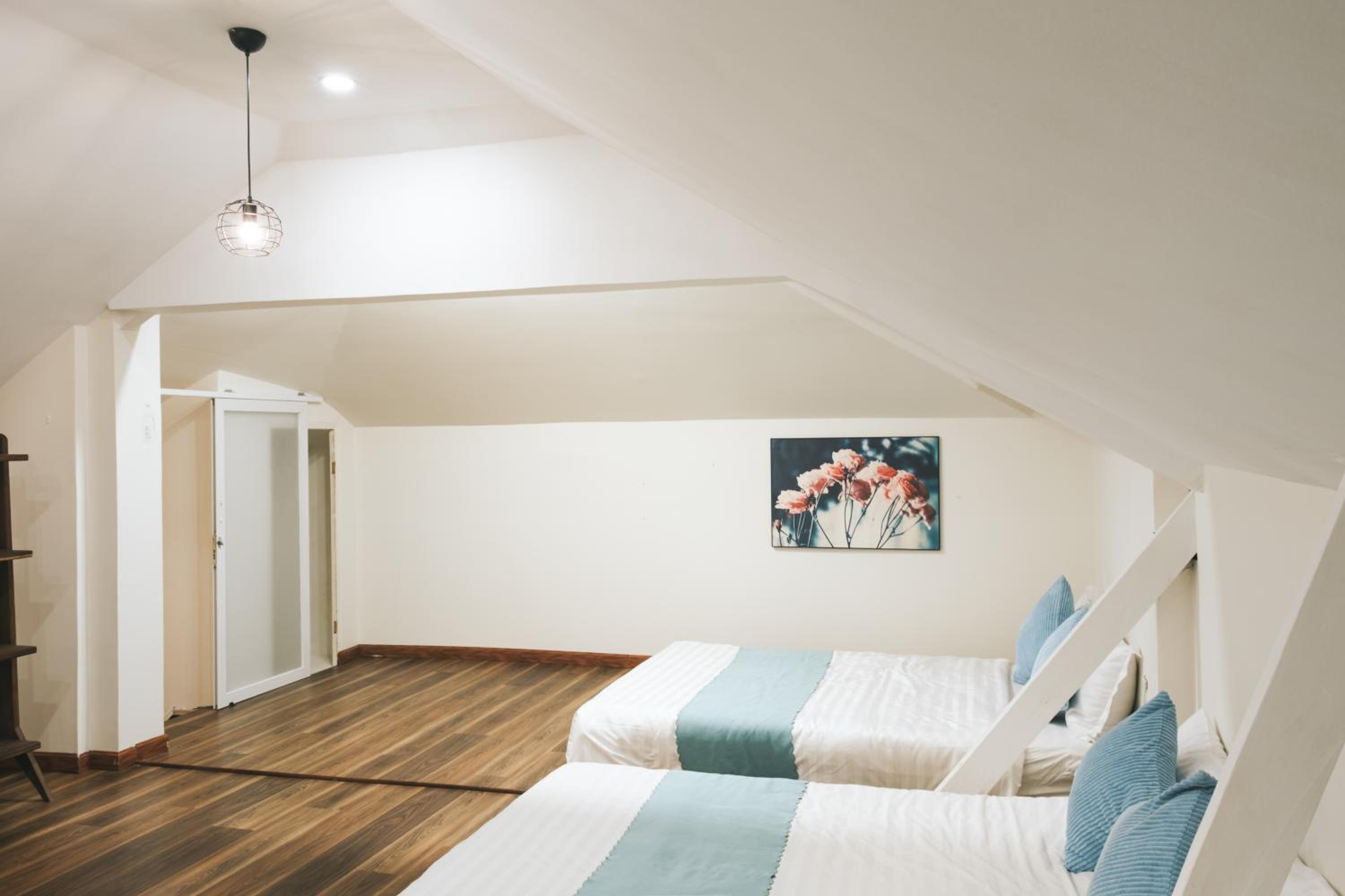 Ngàn Phố Studio & Love Hotel