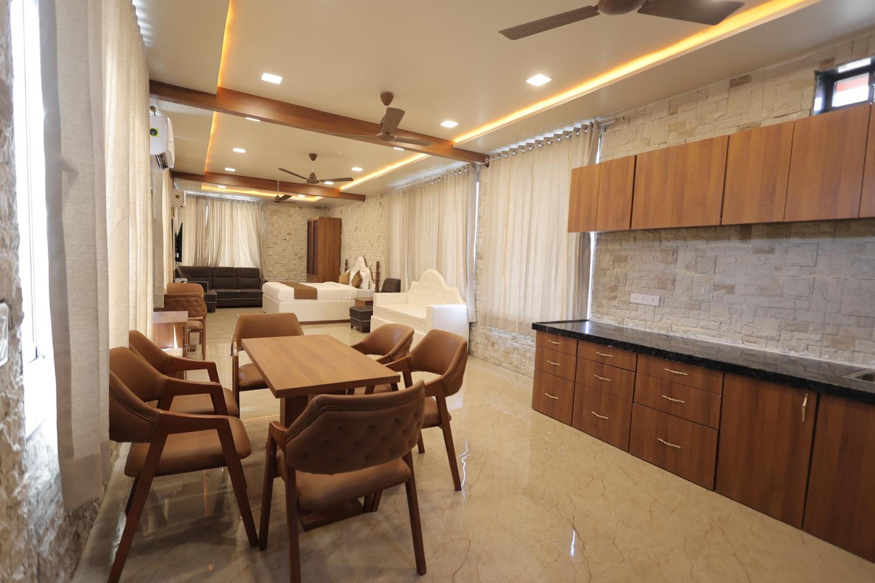 Living and dining with kitchenette