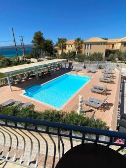 RESIDENTS IONIAN (BED AND BREAKFAST)