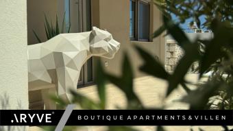 ARYVE Boutique Villa mit Akropolis- und Meerblick, Infinity-Pool und Designer-Interieur