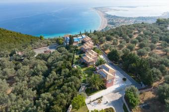 MIRA Resort Maizonettes