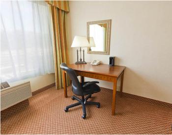 Hotels with jacuzzi à South Kingstown