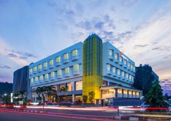 4 star hotels à Manokwari