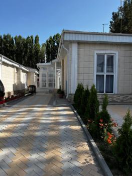 Hôtels à Kosh-Kël'