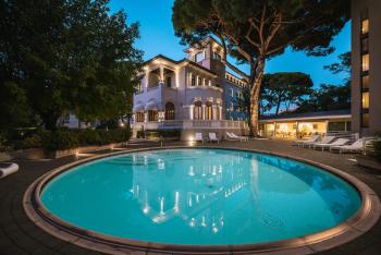 Hotels with parking à Riccione