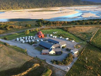 Hotels with SPA à Haast