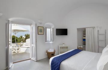 Naftilos Houses