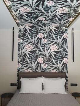 4 Seasons Luxury Apartments