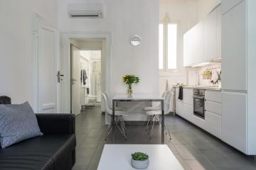 Bergognone Apartment