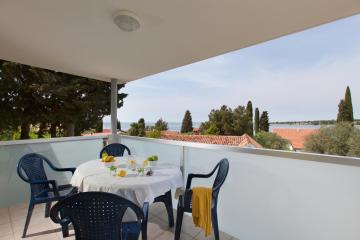 Daila Apartments