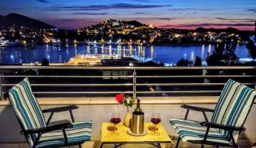 Beautiful 2 bedroom 2 bathroom sea view