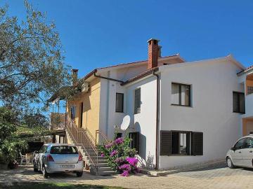 Apartment Mirna 1086