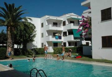 Apartamentos CALA MONTGO