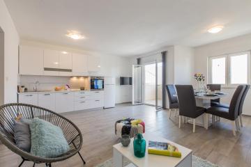 Maiv Apartments