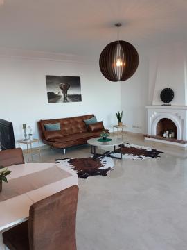 Seaview apartement