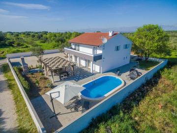 Four bedroom holiday home Horizon - AE1452