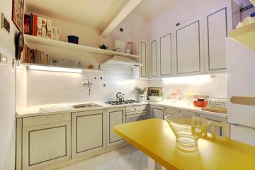 Rustici Apartment With Terrace