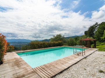 Stunning house with pool and stunning rural views