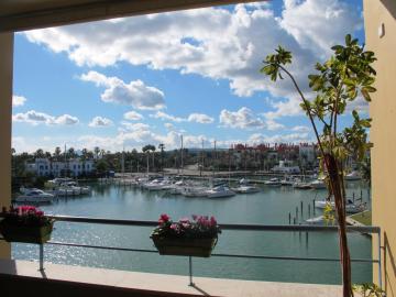 Sea view apartment