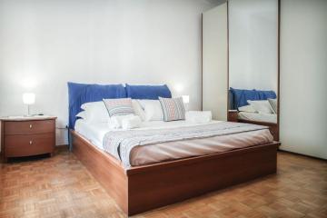 Flat Barbariga 12