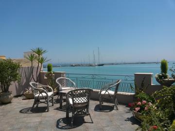 Sea Melody Seafront Maisonette