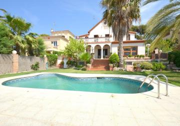 Cristofar mediterranian Villa by HLCLUB Agency