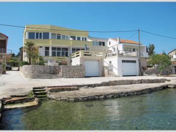 Apartments Nensi