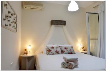 Cozy home with great view in Ancient Corinth