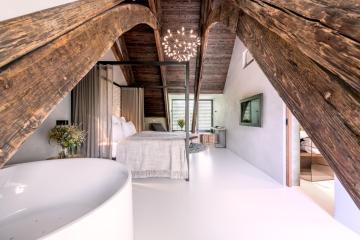 Yard Resort