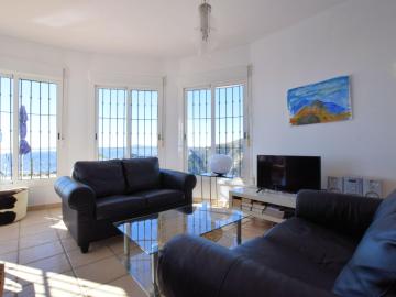 Magnificent Villa in Arenas with Swimming Pool