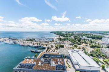 Sea Towers z widokiem na morze